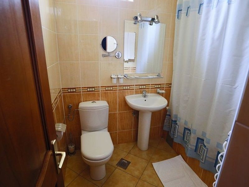 Люкс 2-местный 3-комнатный (корпус №1,2)