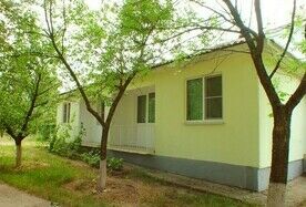 4-х местный улучшенный номер в директорском домике, База отдыха Здоровье, поселок Куйбышев