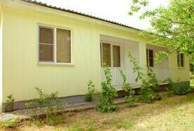 Шестиместный улучшенный номер в директорском домике, База отдыха Здоровье, поселок Куйбышев