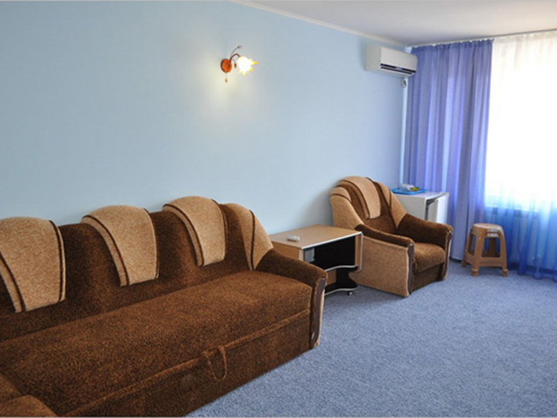 Стандартный 2-местный 2-комнатный (VIP-дворик