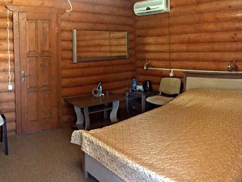 4-местный 2-комнатный, корпус Сруб (двухэтажный) 1