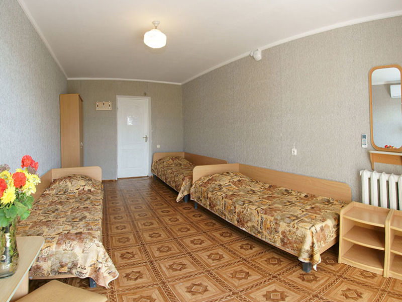 Эконом 3-местный