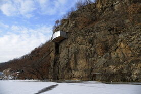 Домик на скале, Туристическая база отдыха Шамбала Пинежье, Бурейский район