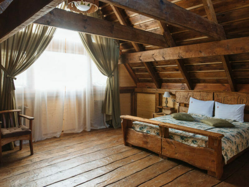 Делюкс 3-местный Изба