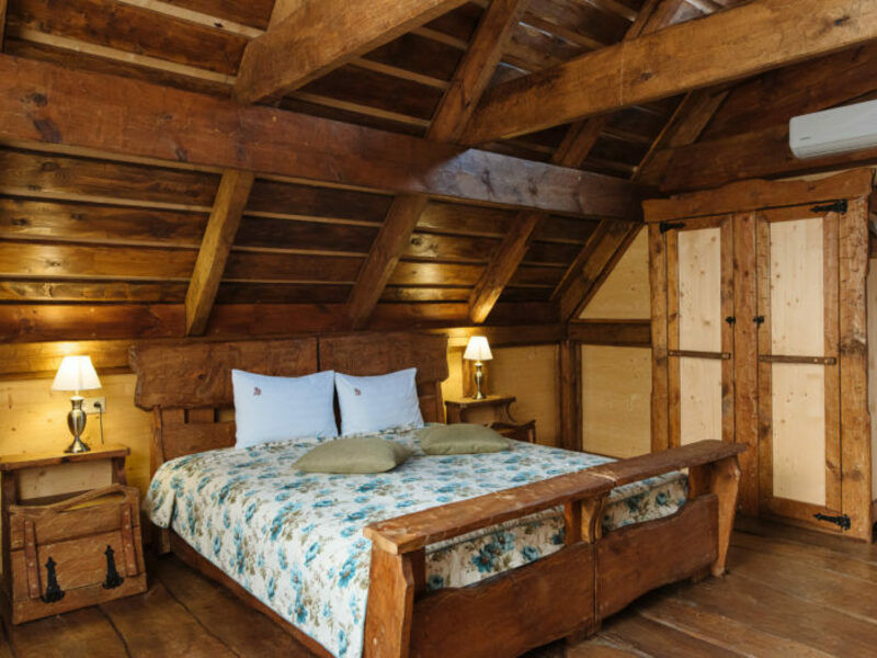 Делюкс 3-местный Изба