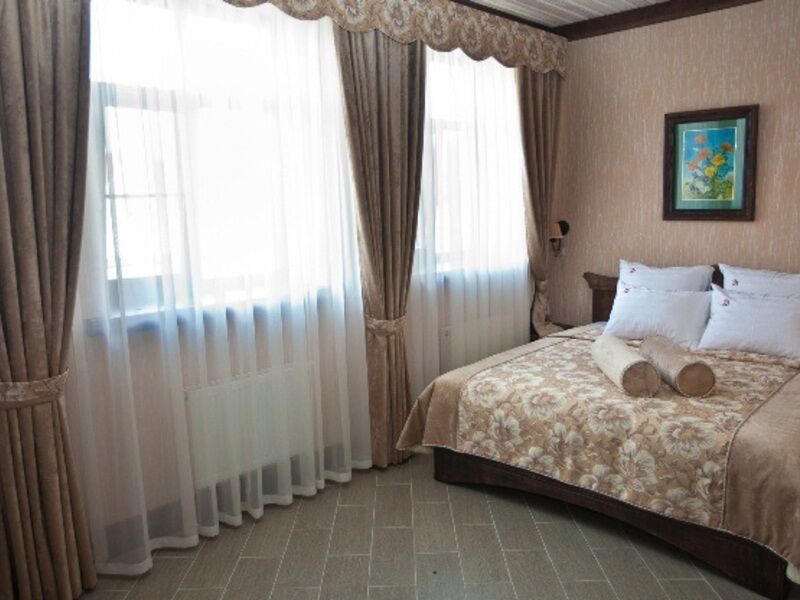 Студия 3-местный