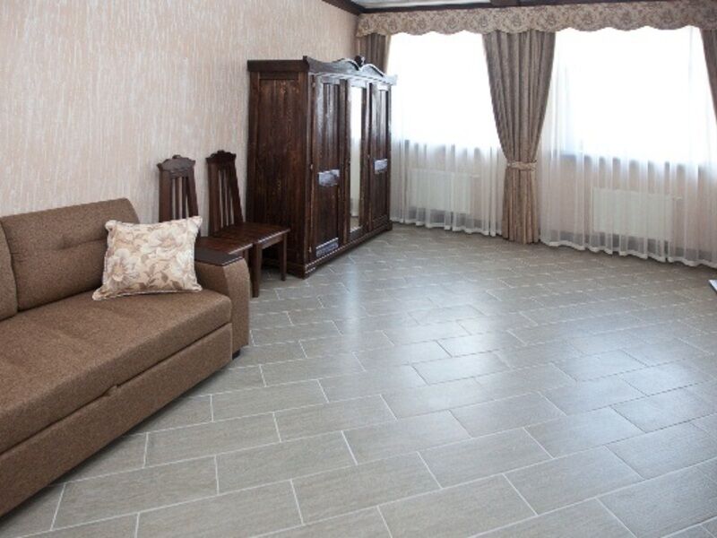 Студия 3-местный