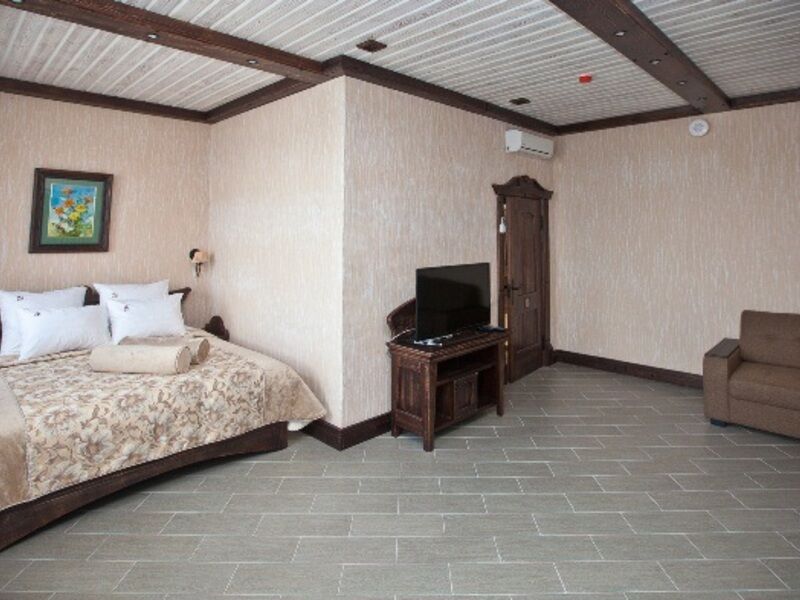 Студия 3-местный