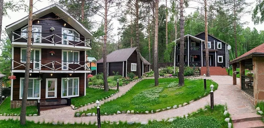 Туристический комплекс Аквамарин, поселок Листвянка, Иркутская область