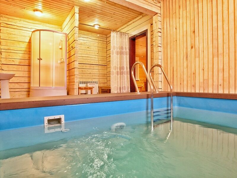 Коттедж 4-местный 2-этажный