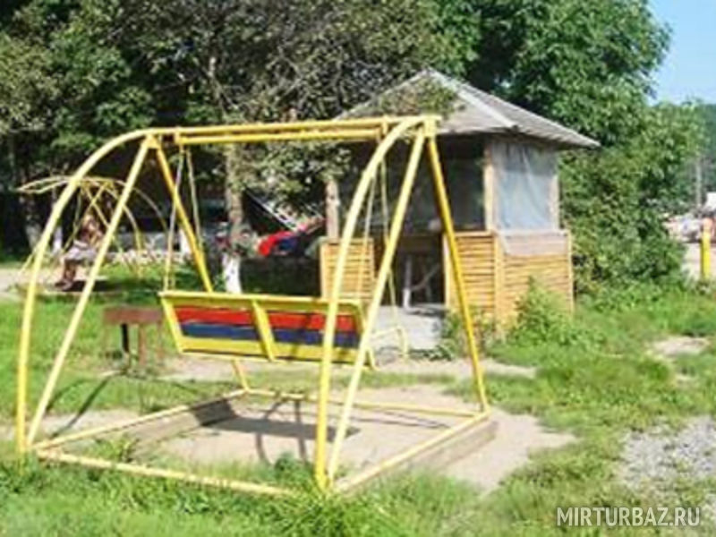 Средние беседки с мангалом и электричеством