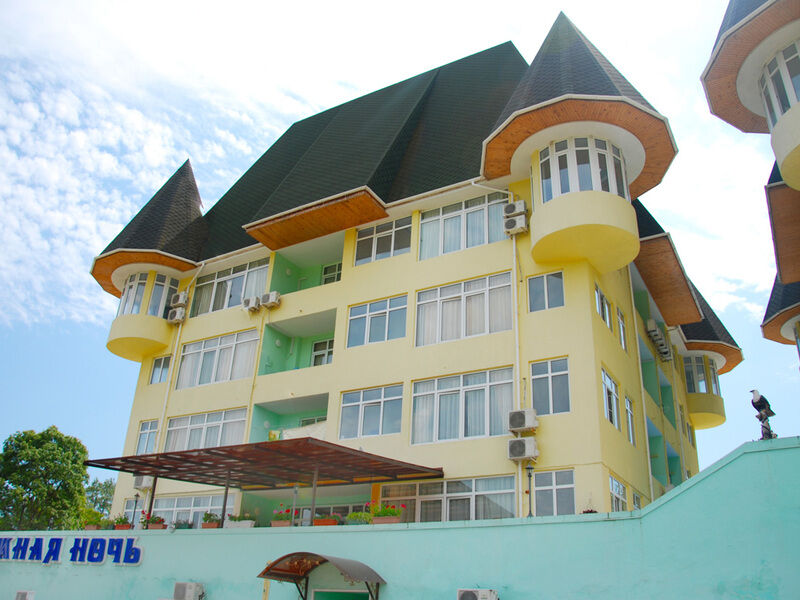 Внешний вид | Южная ночь, Краснодарский край