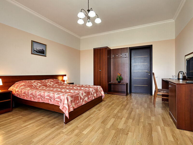 Стандарт 3-местный 1-комнатный с балконом