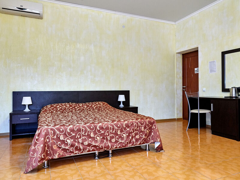 Стандарт 4-местный 1-комнатный с балконом