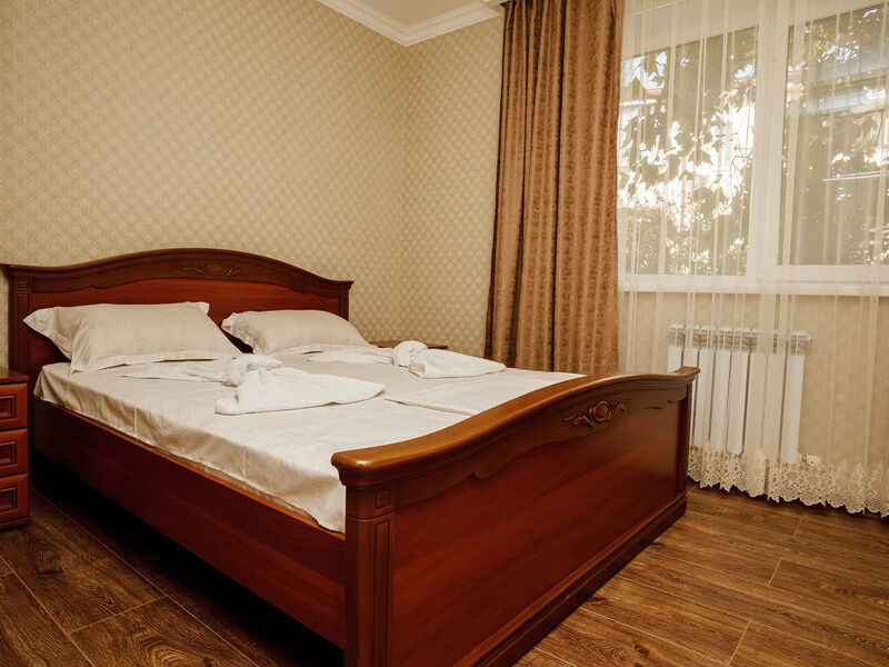 Полулюкс 4-местный 2-комнатный