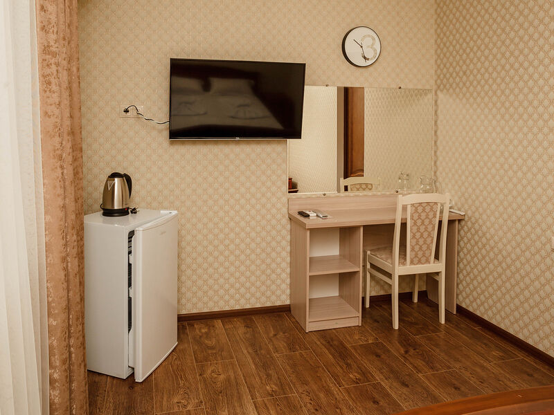 Полулюкс 4-местный 2-комнатный