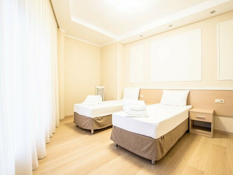 Люкс 6-местный 3-комнатный