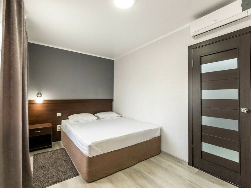 Полулюкс 4-местный