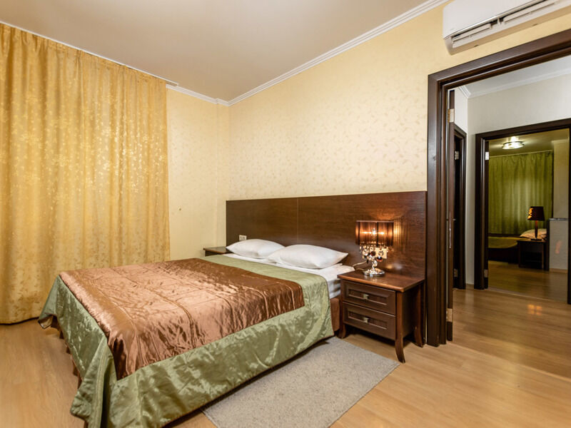 Сьют 6-местный 2-комнатный (с кухней)