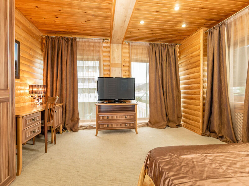 Сьют 6-местный 2-комнатный (с кухней)