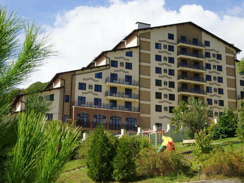 Комплекс отдыха Беларусь, Краснодарский край, Красная поляна село Монастырь Красная поляна Роза Хутор