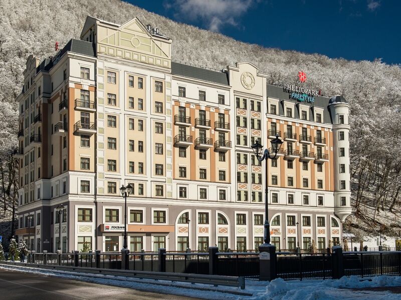 Отель AZIMUT Hotel Freestyle Rosa Khutor (Азимут Отель Фристайл Роза Хутор), Краснодарский край, Эстосадок село Монастырь Красная поляна Эстосадок Роза Хутор