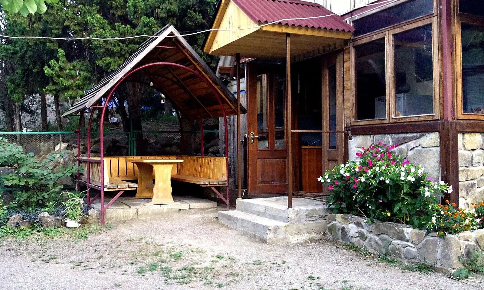 База семейного отдыха Усадьба, Алушта, Крым