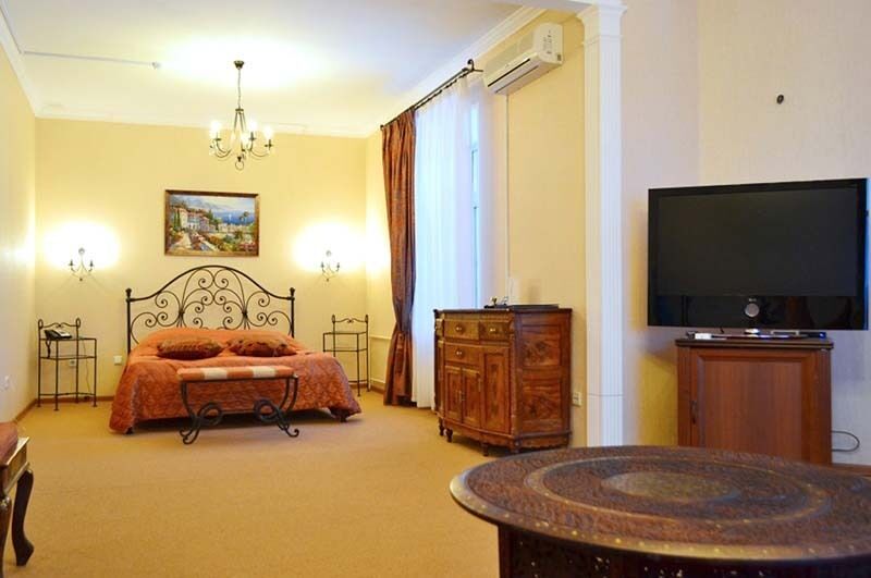 Люкс 3-местный 2-комнатный