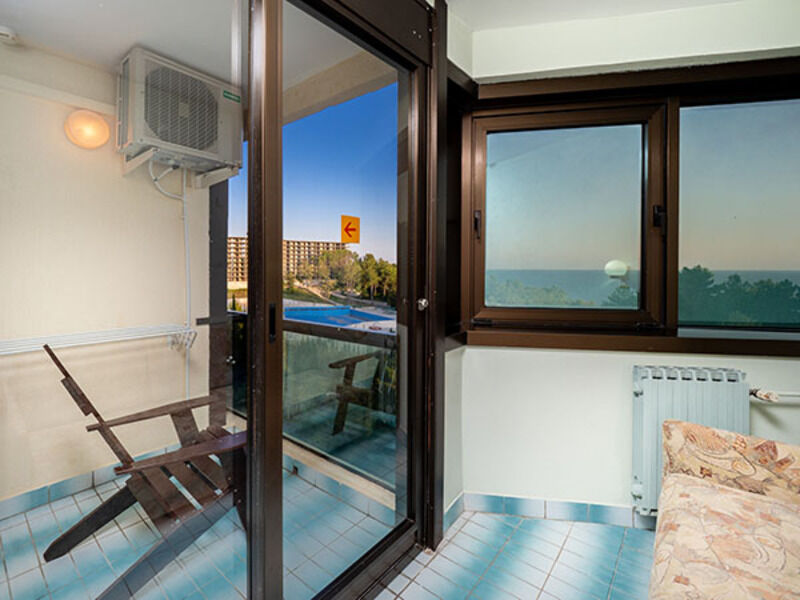 4-х местный с балконом