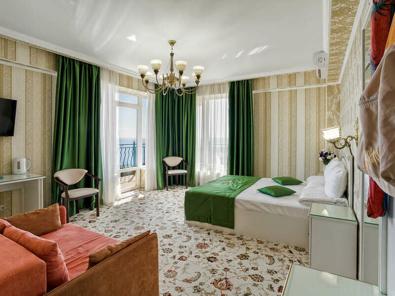 Полулюкс VIP семейный 2-местный корпус 3 (Валенсия)