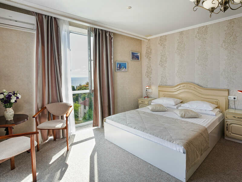 Полулюкс семейный 2-местный корпус 1,2