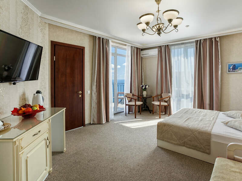 Полулюкс семейный 2-местный корпус 1,2