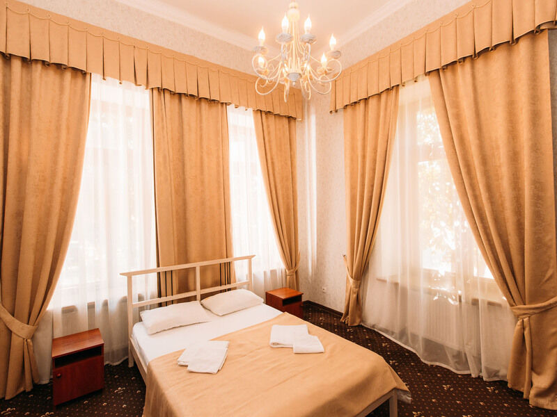 Стандартный 2-местный "Спальня художника"