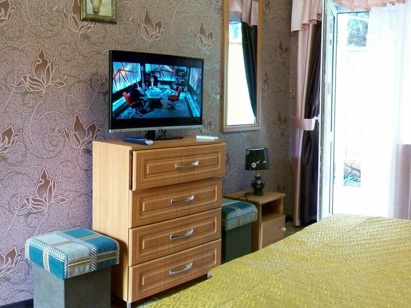 Полулюкс 4-местный 2-комнатный с кухней