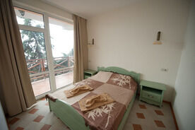 Апартаменты 2-местные 2-комнатные (вид на сад), Курорт Эко Вилладж, Приветное