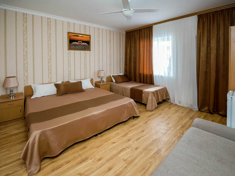 Комфорт 2-местный 1-комнатный в корпусах | Семейный отель АзовЛенд, Крым