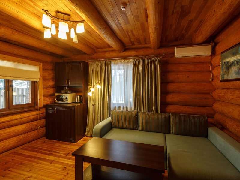 Люкс 3-местный 3-комнатный (в Зеркальном срубе)