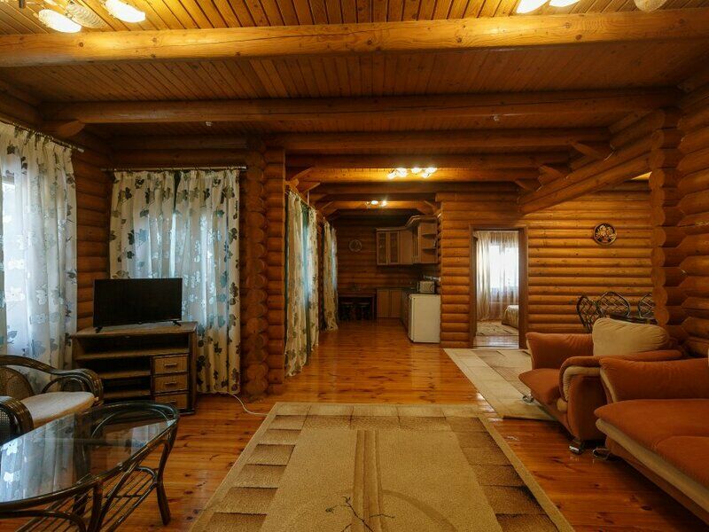 Люкс 3-местный 3-комнатный (в отдельно стоящем срубе