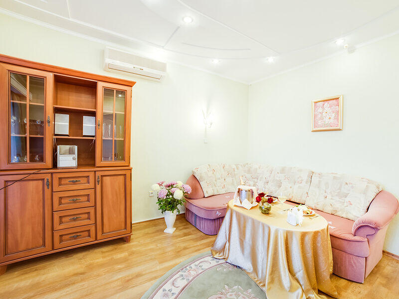 Люкс Цветочный 2-местный 2-комнатный