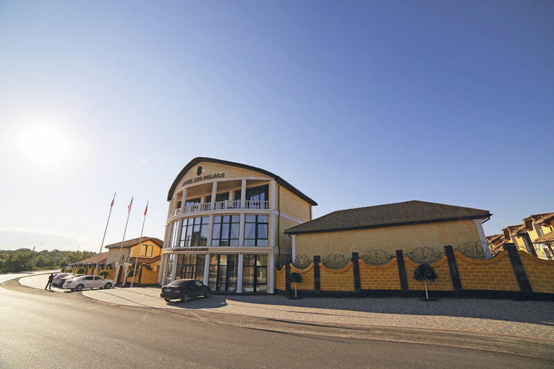 Отель Leo Palace (Лео Палас), Крым, Черноморское Черноморское