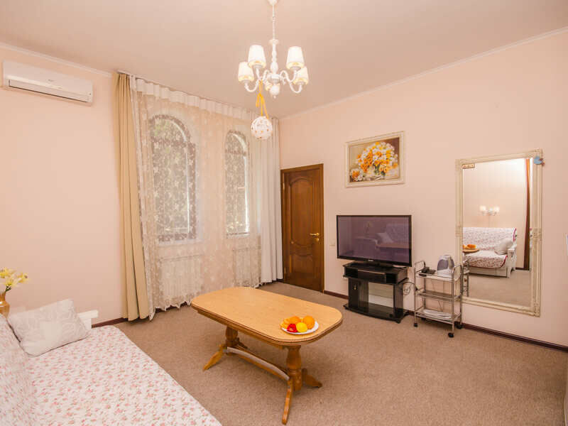 ЛЮКС 3-МЕСТНЫЙ №4Б