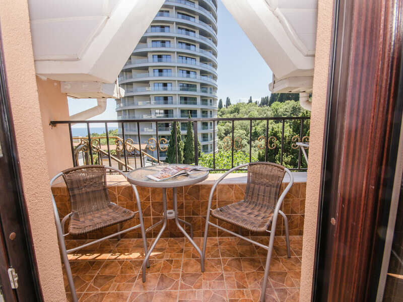 УЛУЧШЕННЫЙ 2-МЕСТНЫЙ БОКОВОЙ ВИД НА МОРЕ №10