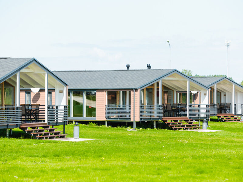 Коттедж CAMP 8-местный