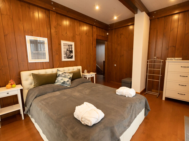 Коттедж Golf Villa 8-местный