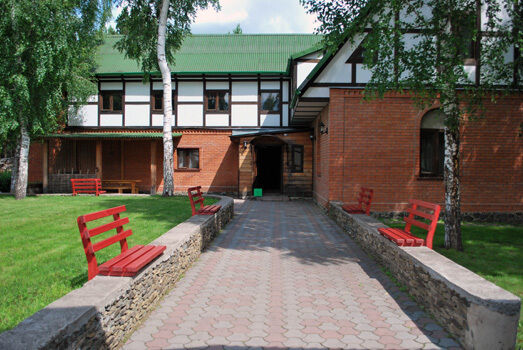 Большой дом. Внешний вид. | Пасека, Кемеровская область