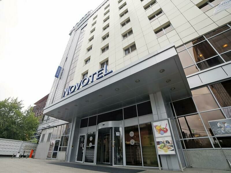Отель Novotel Yekaterinburg Centre (Новотель Екатеринбург Центр), Свердловская область, Екатеринбург Екатеринбург деревня Старые Решеты Верхняя Пышма Среднеуральск поселок Арамиль Берёзовский