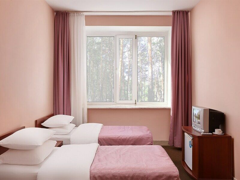 Стандартный 4-местный 2-комнатный