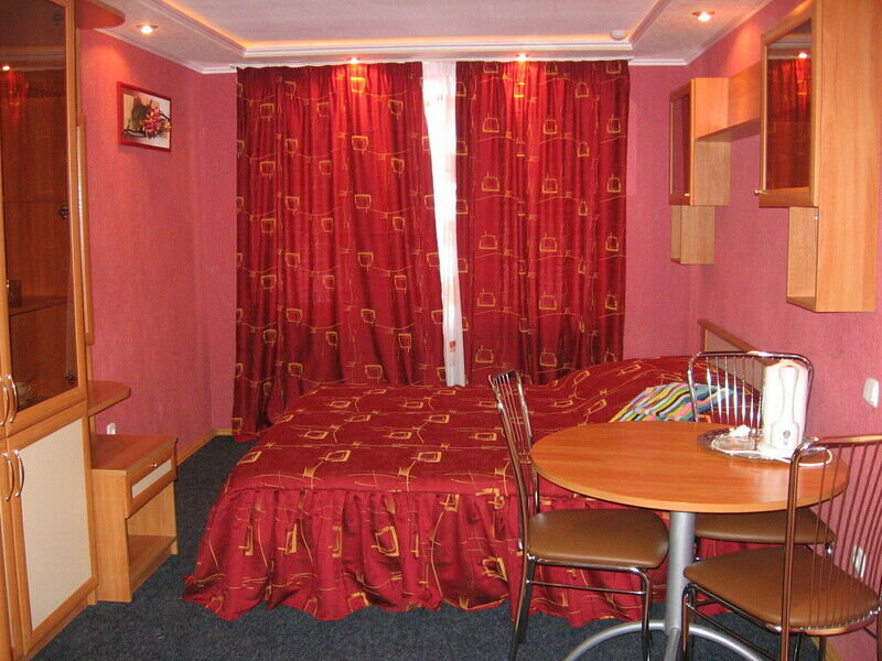 Коттедж 2-местный Дача №5 комнаты 1, 2, 4, 5