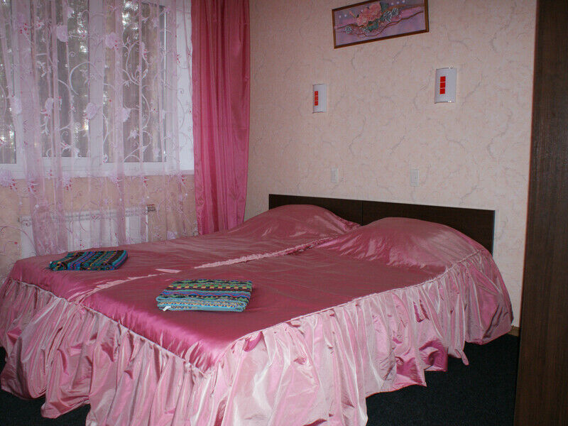 Коттедж 4-местный Дача №8