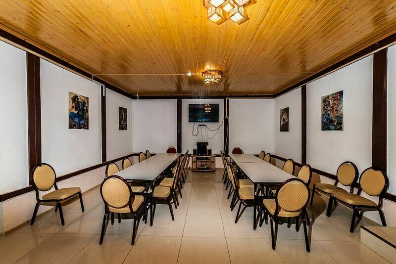 Банкетный зал